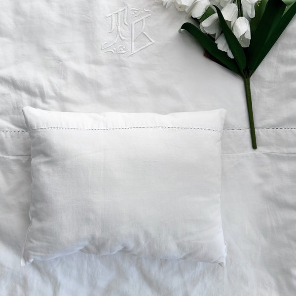 Oxford v Housewife Pillowcases - The Difference