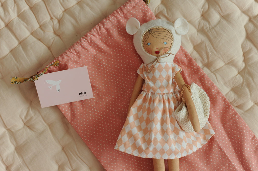Bonjour Brune, beautiful handmade doll!