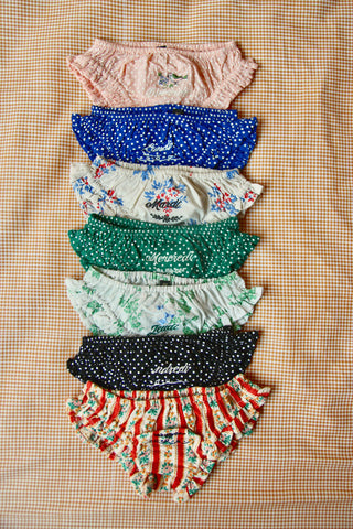 Set of 7 embroidered Panties