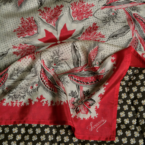 Small Red Silk Square Wheat Ears