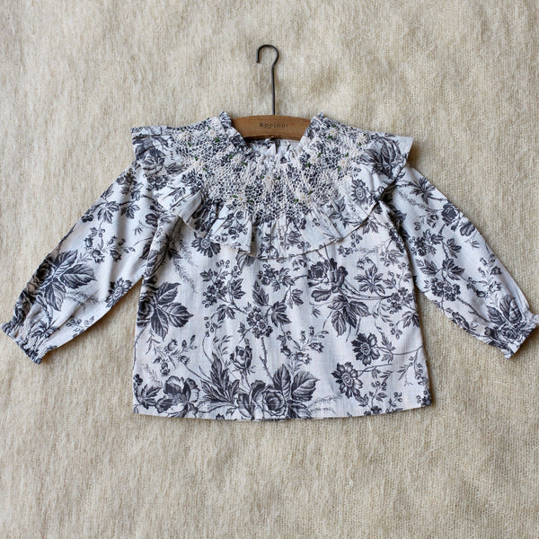 Wallpaper print blouse and large collar