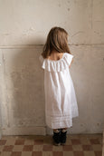 Philomène, the nightgown