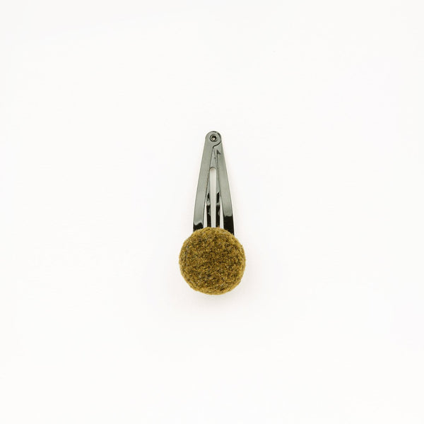 Pompon hair clip khaki